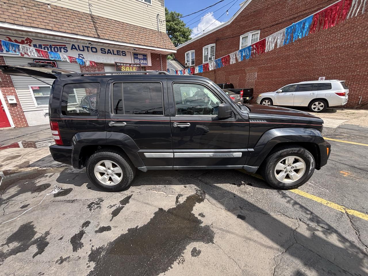 Jeep Liberty Sport 4WD 2010