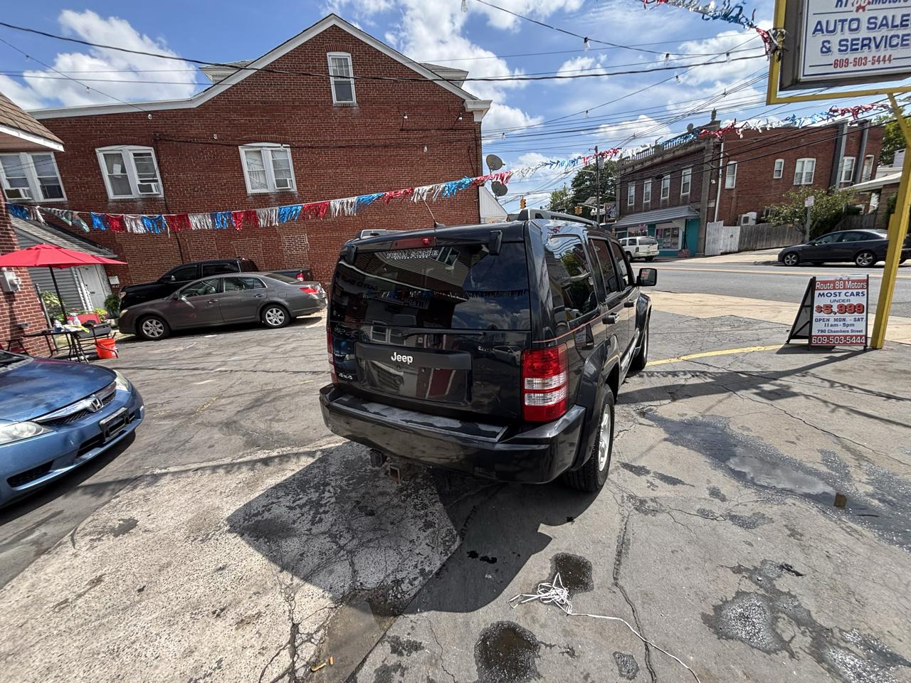 Jeep Liberty Sport 4WD 2010