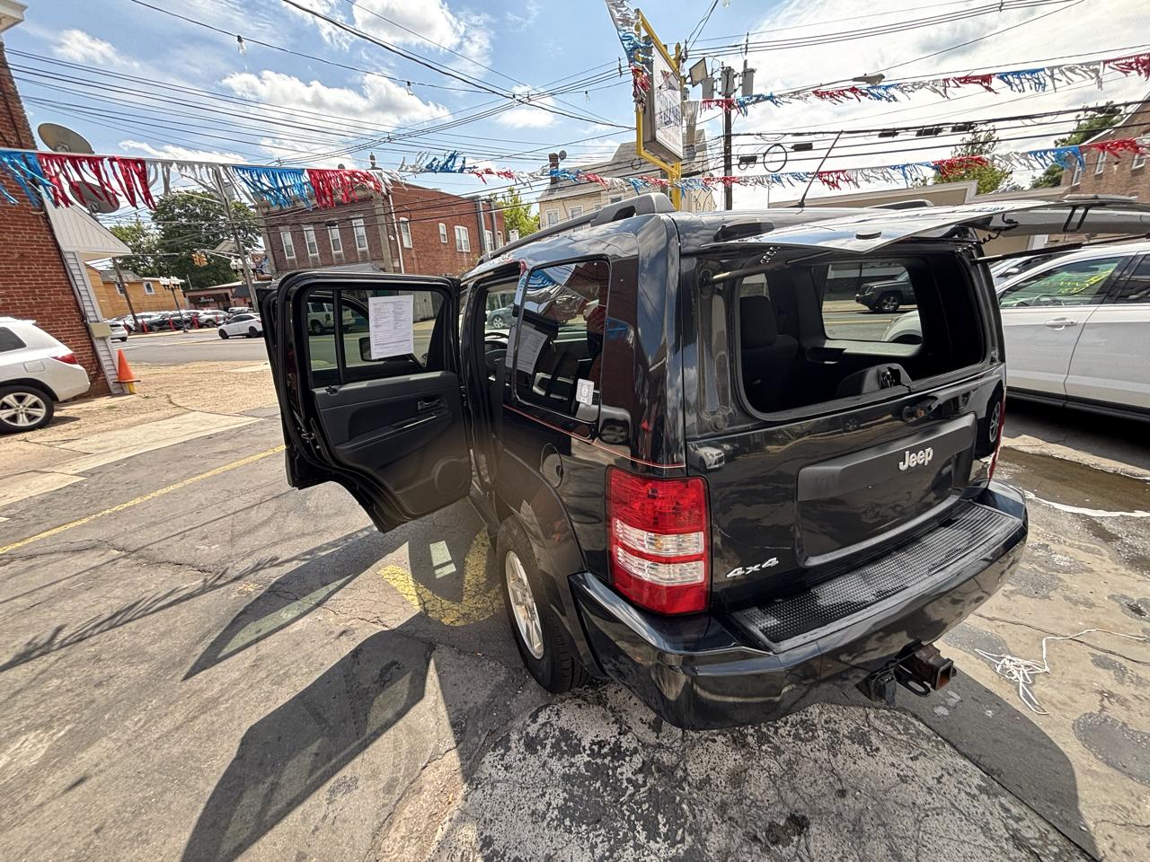 Jeep Liberty Sport 4WD 2010