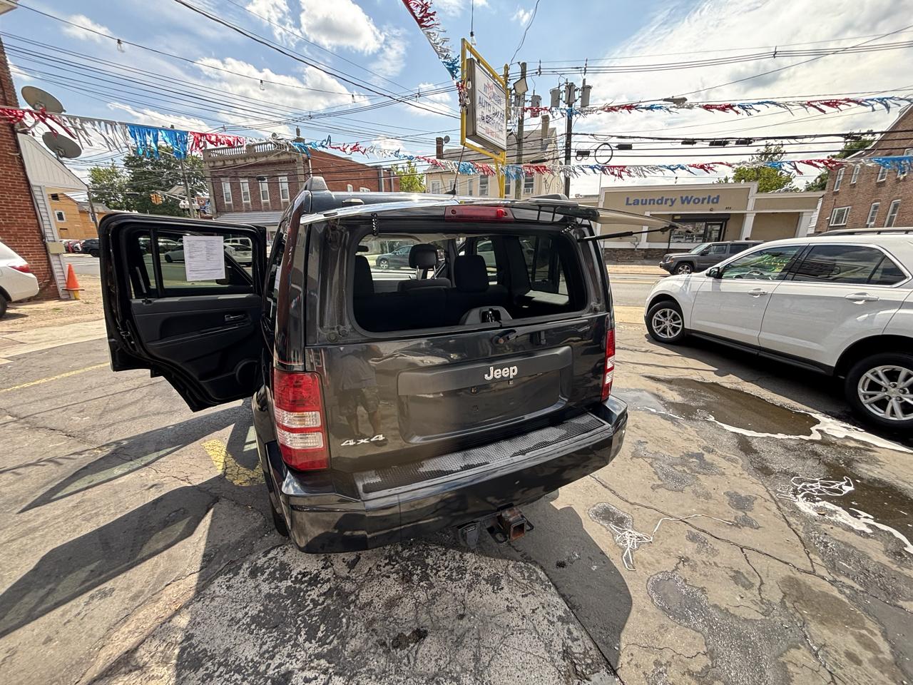 Jeep Liberty Sport 4WD 2010