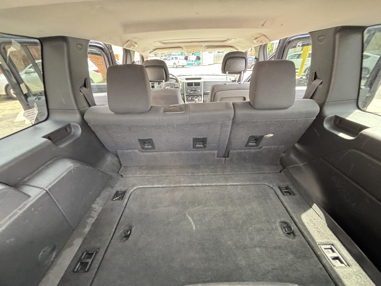 Jeep Liberty Sport 4WD 2010