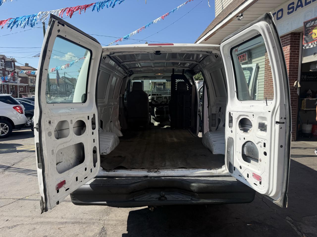 Ford Econoline E-150 2013