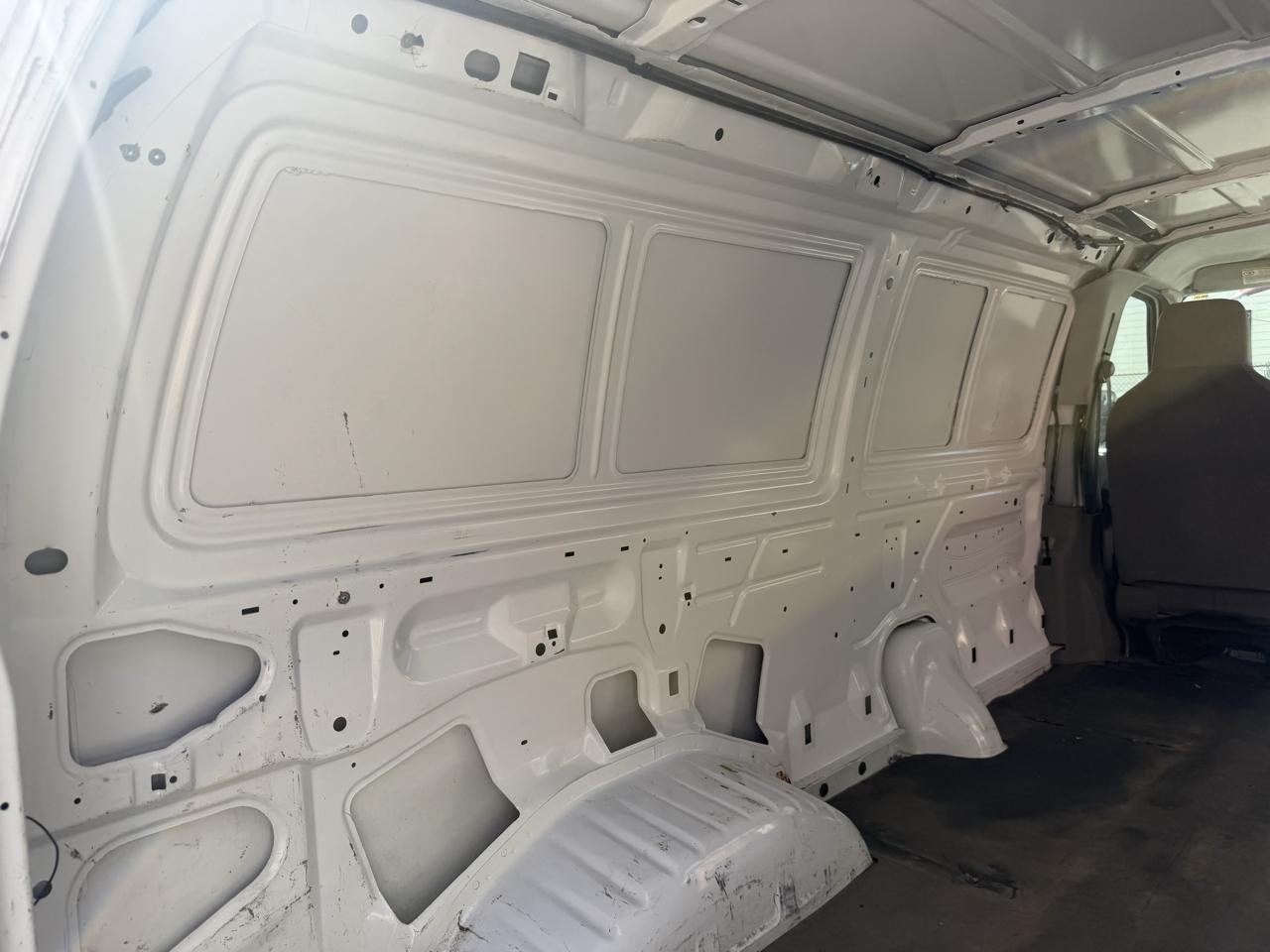 Ford Econoline E-150 2013