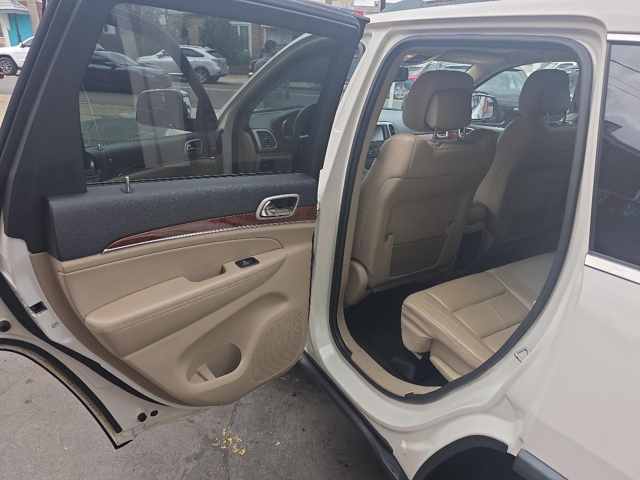 Jeep Grand Cherokee Limited 4WD 2012