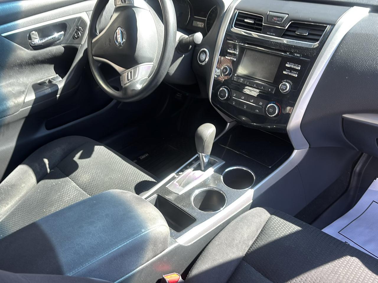 2014 Nissan Altima S - Photo 34