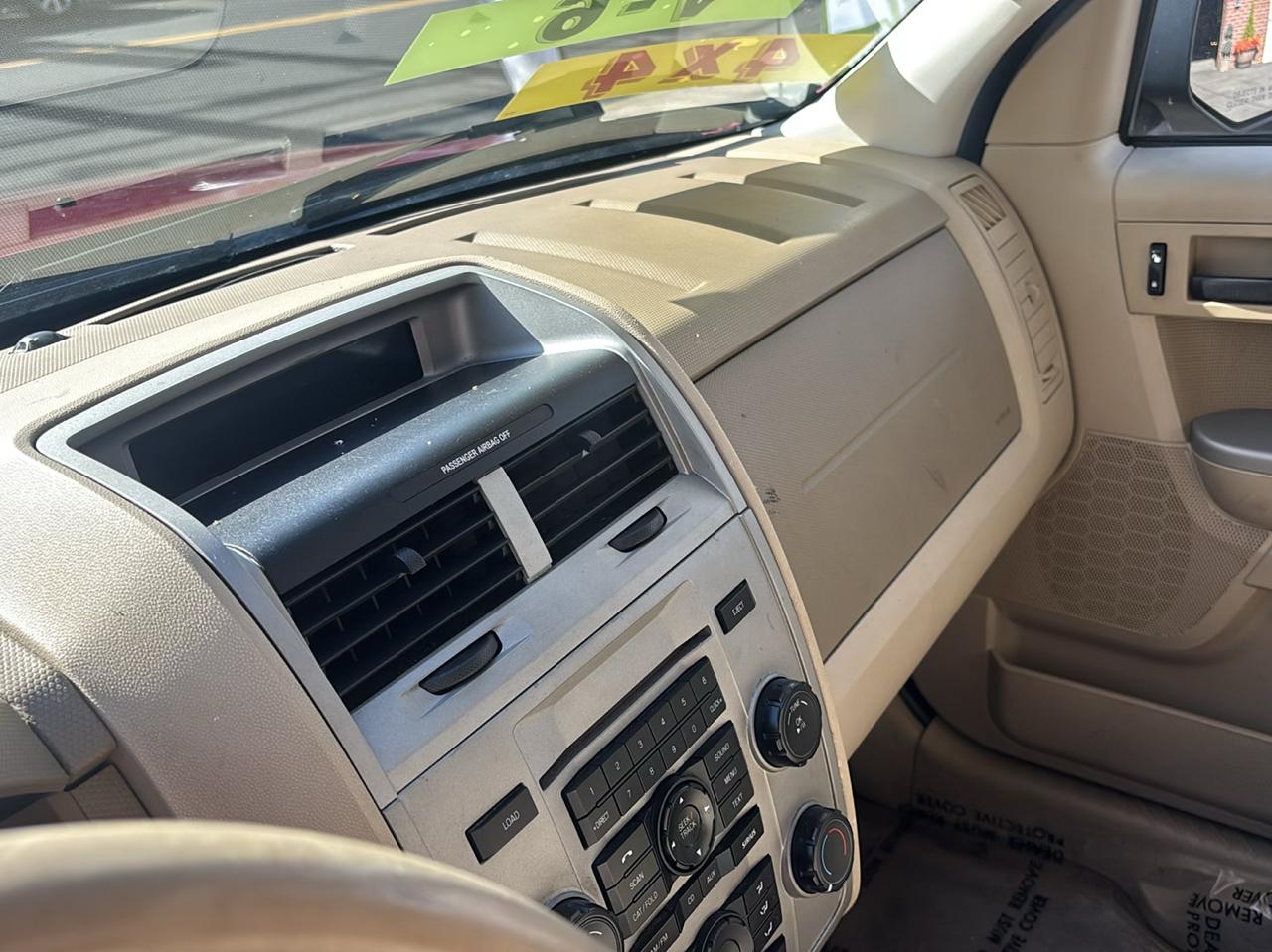 Ford Escape XLT 4WD 2010