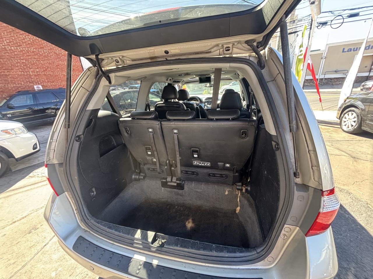 Honda Odyssey Touring w/DVD 2006
