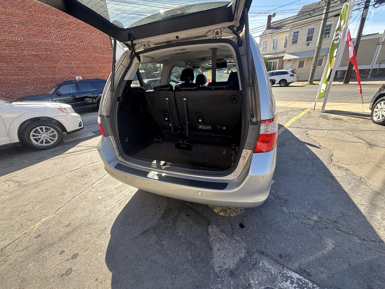 Honda Odyssey Touring w/DVD 2006