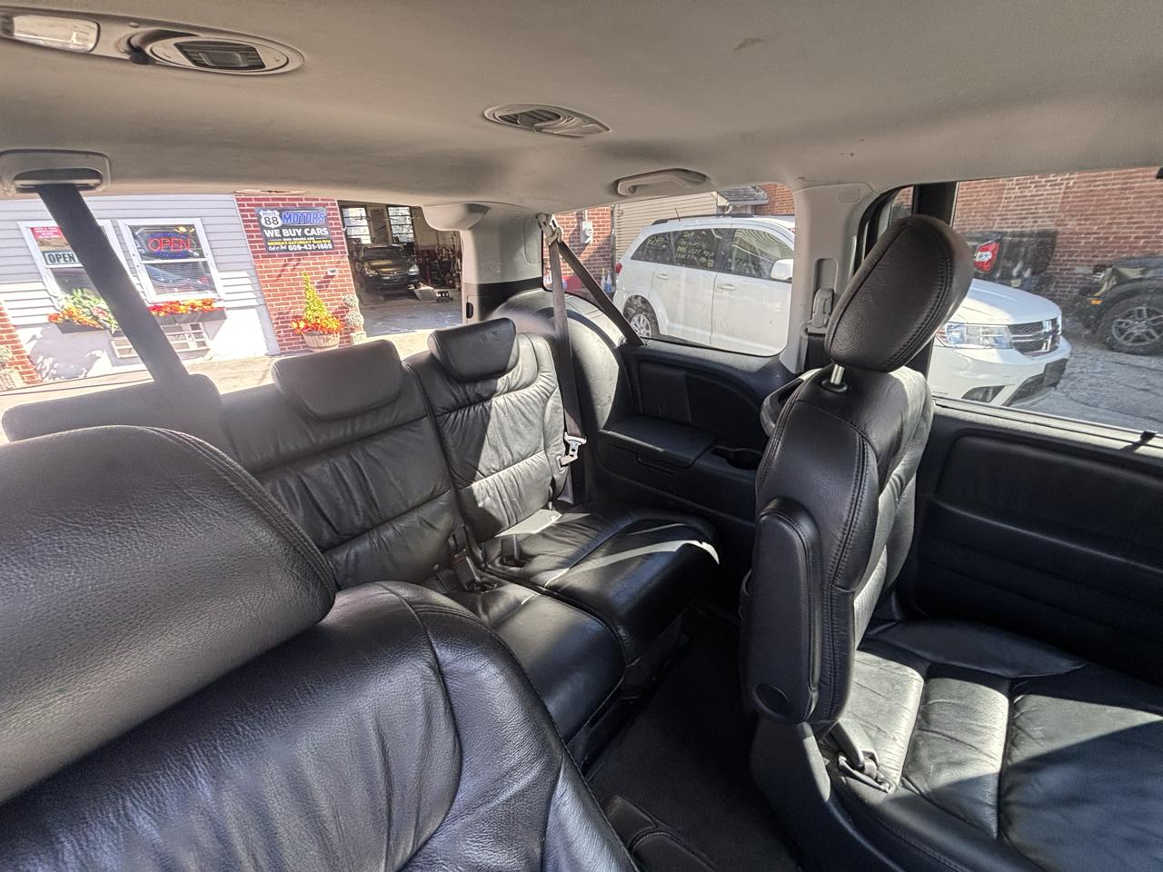 Honda Odyssey Touring w/DVD 2006