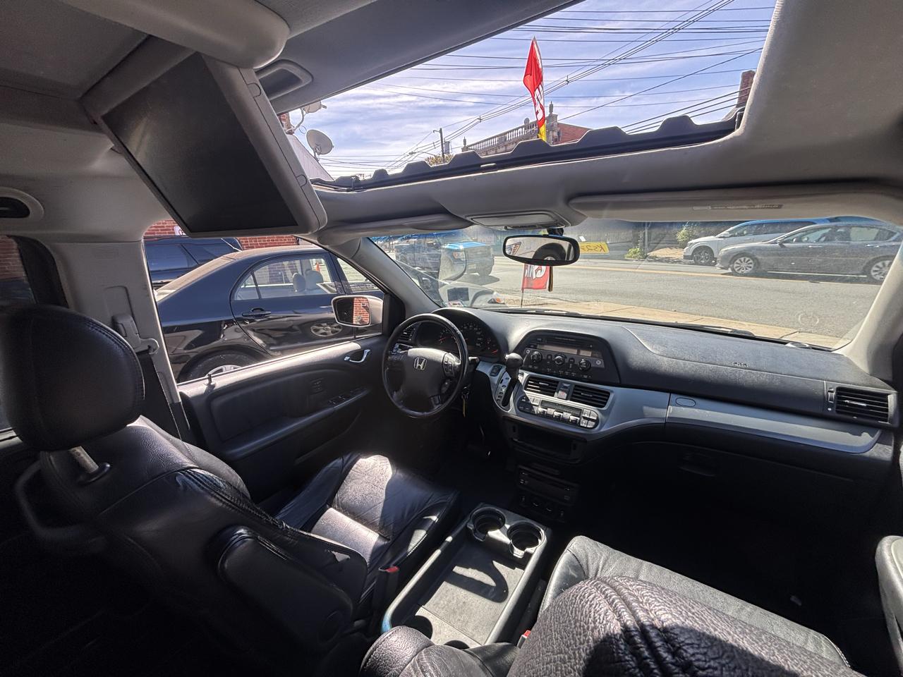 Honda Odyssey Touring w/DVD 2006