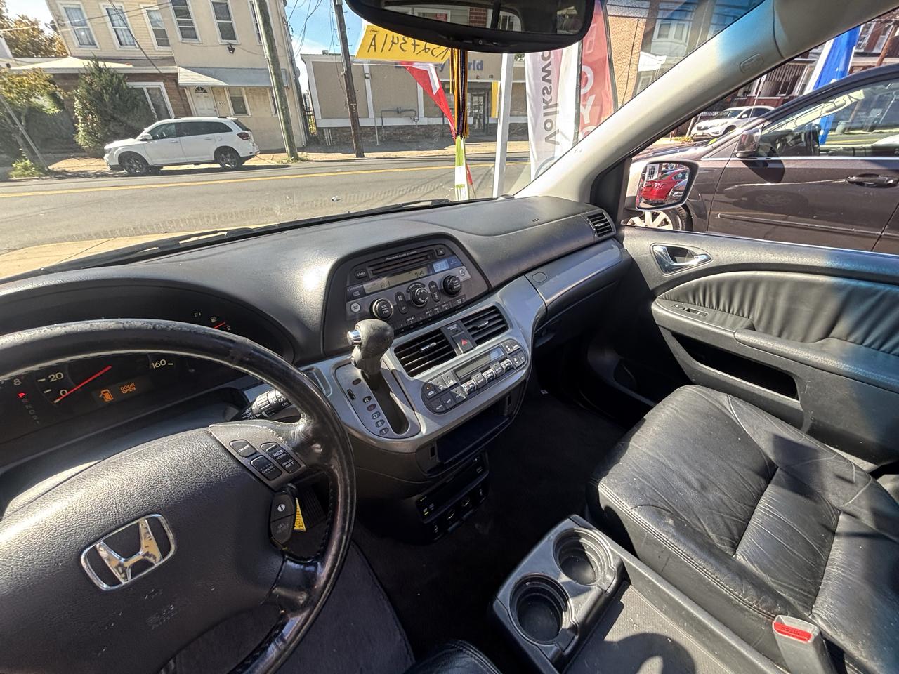 Honda Odyssey Touring w/DVD 2006