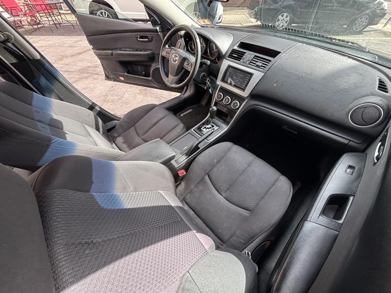 Mazda MAZDA6 i Sport 2013