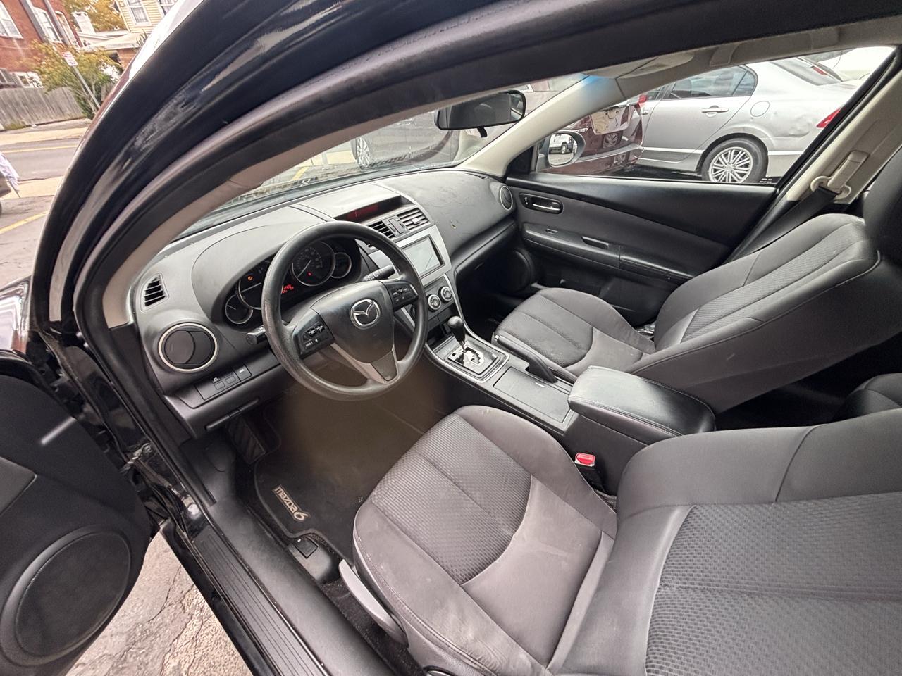 Mazda MAZDA6 i Sport 2013