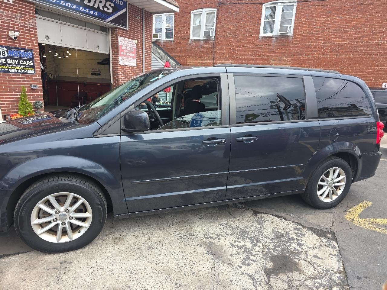 Dodge Grand Caravan SXT 2014