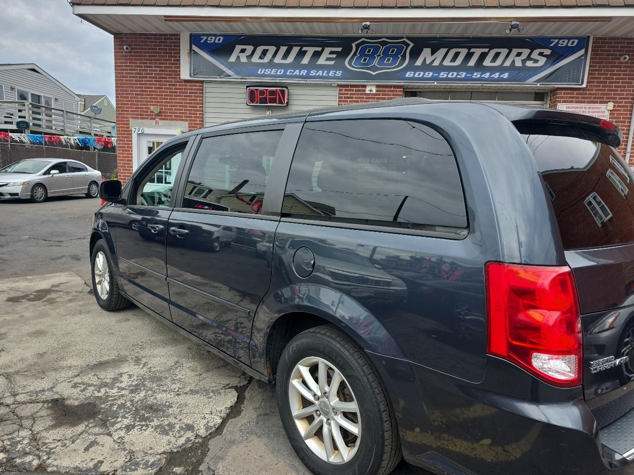 Dodge Grand Caravan SXT 2014