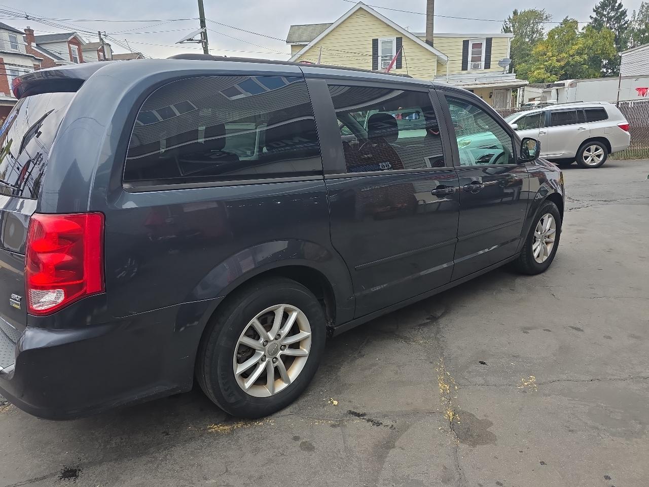 Dodge Grand Caravan SXT 2014