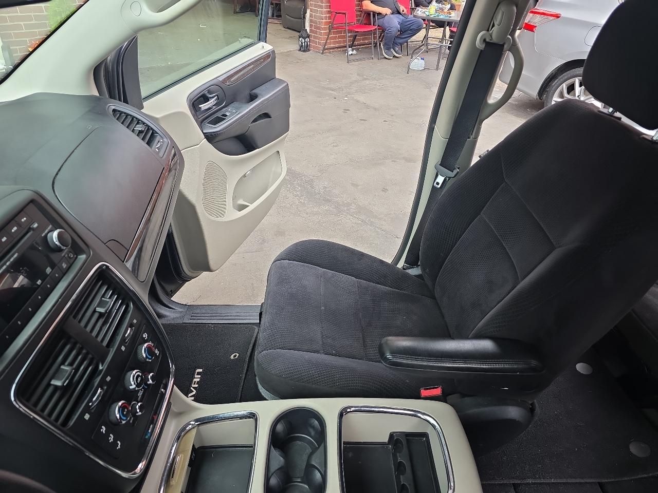 Dodge Grand Caravan SXT 2014