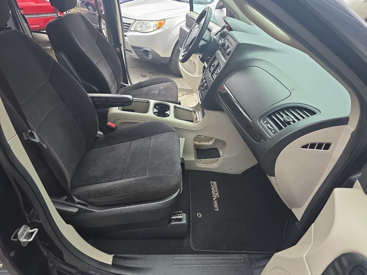 Dodge Grand Caravan SXT 2014