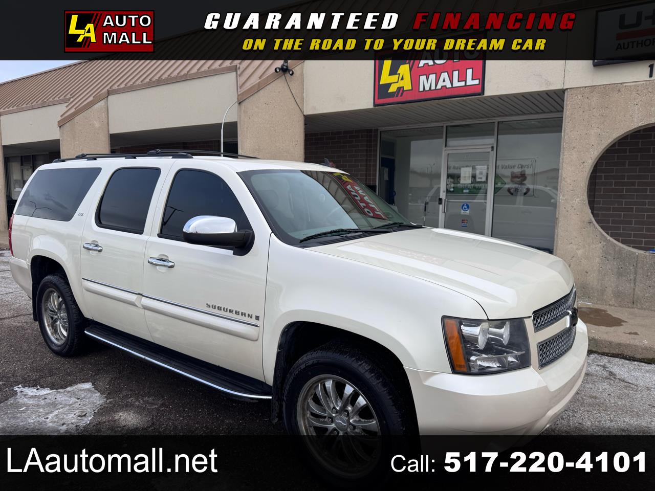 2008 Chevrolet Suburban LT's photo