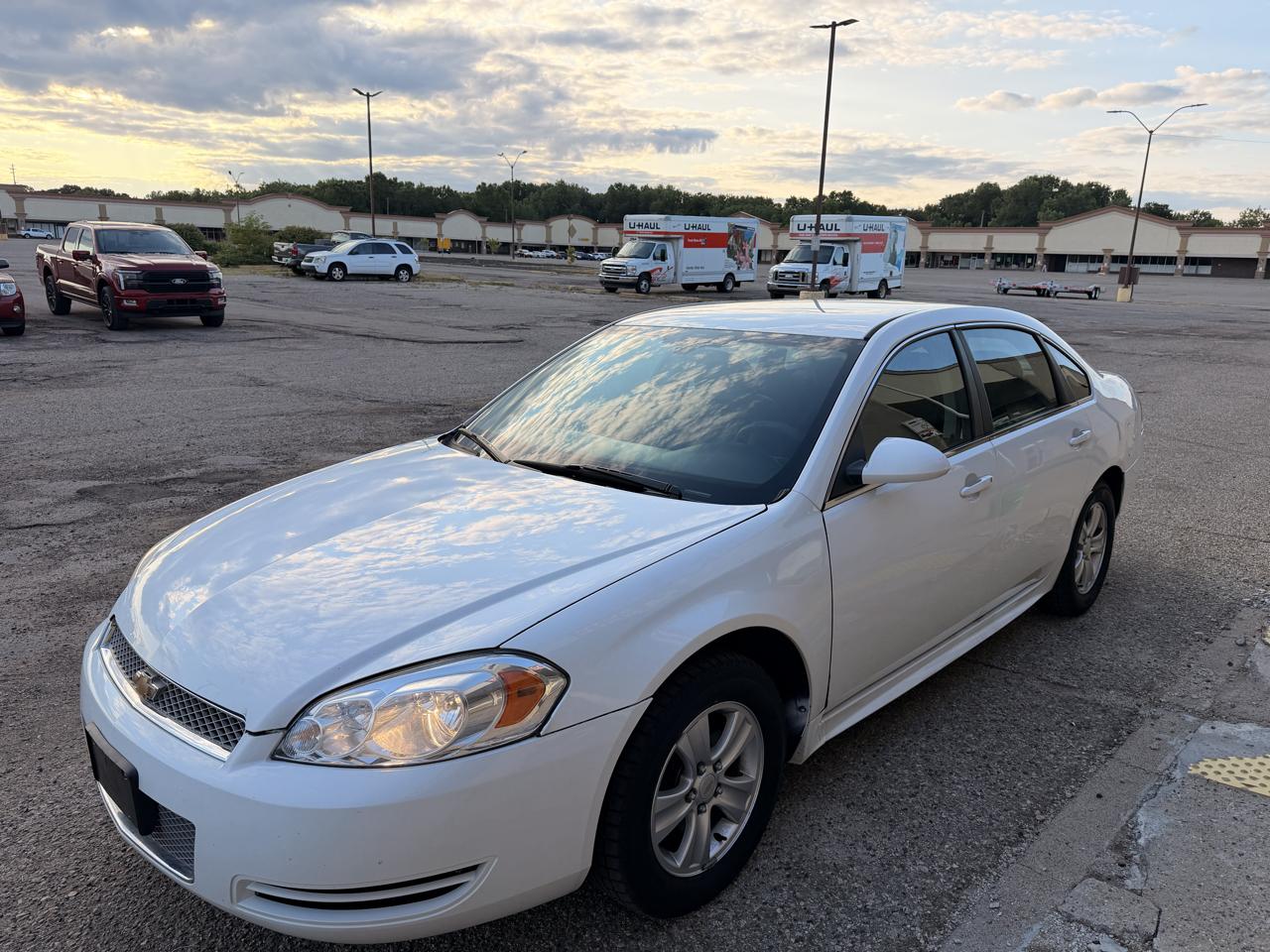 Chevrolet Impala photo 3