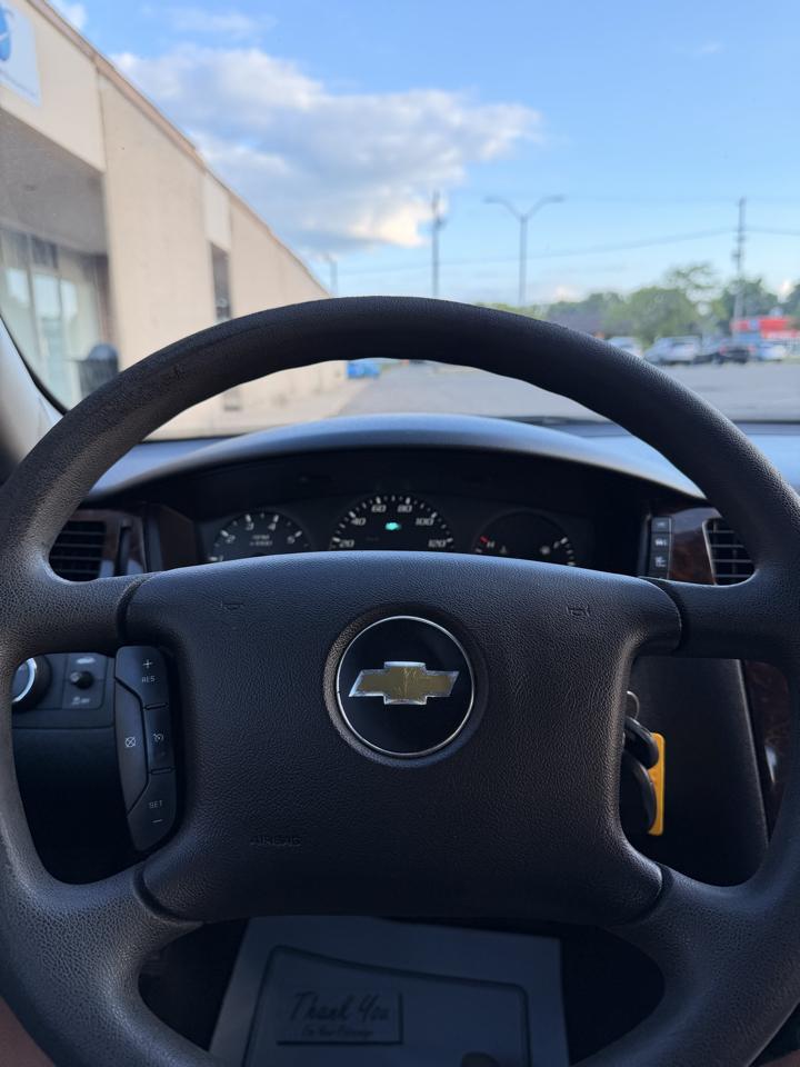 Chevrolet Impala photo 10