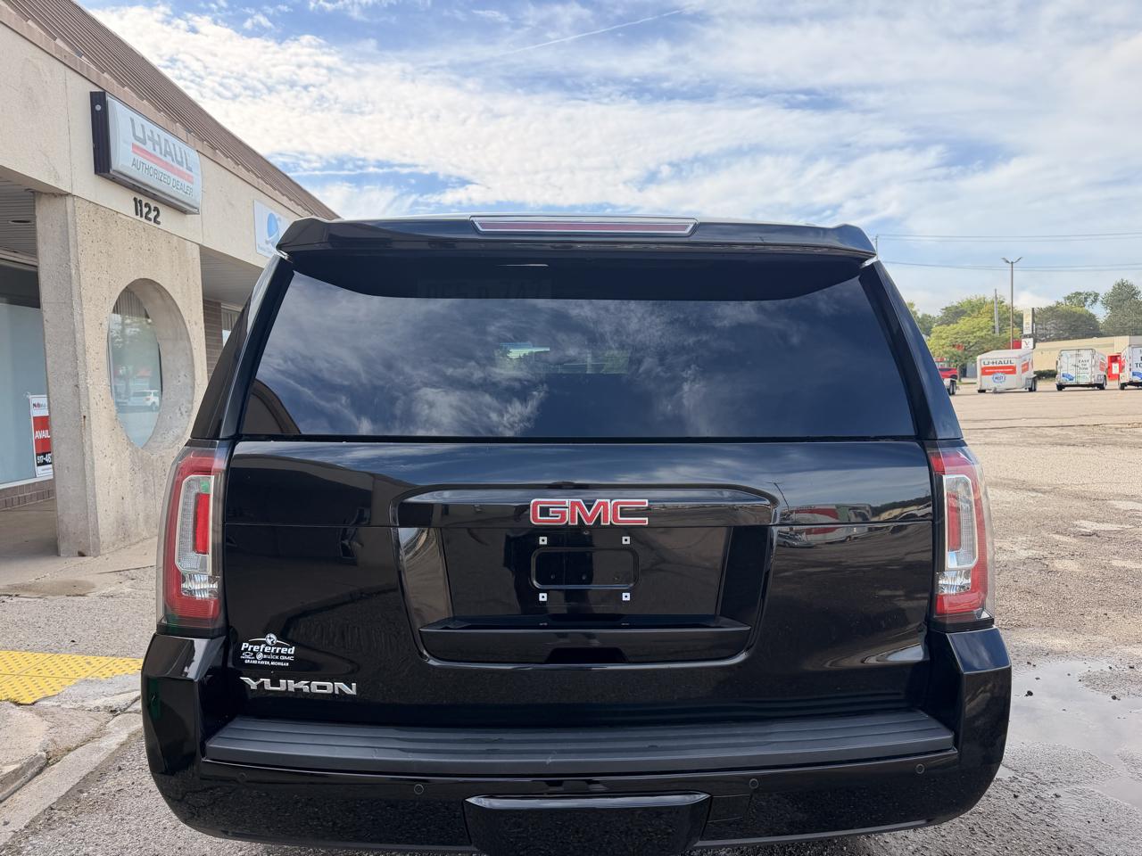 GMC Yukon photo 6