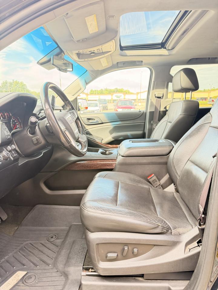 GMC Yukon photo 9