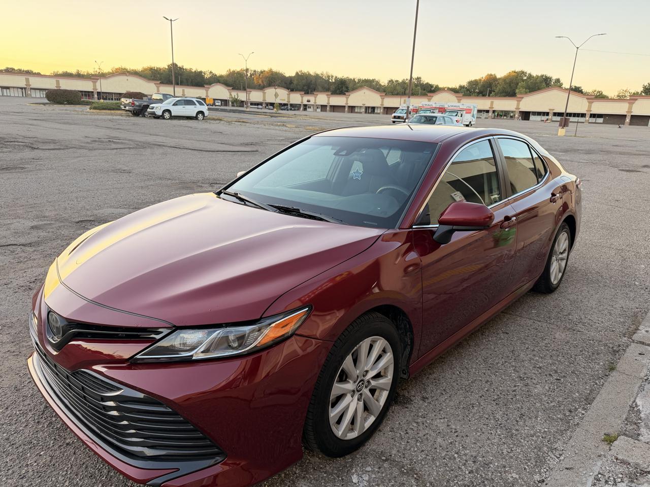 Toyota Camry photo 3