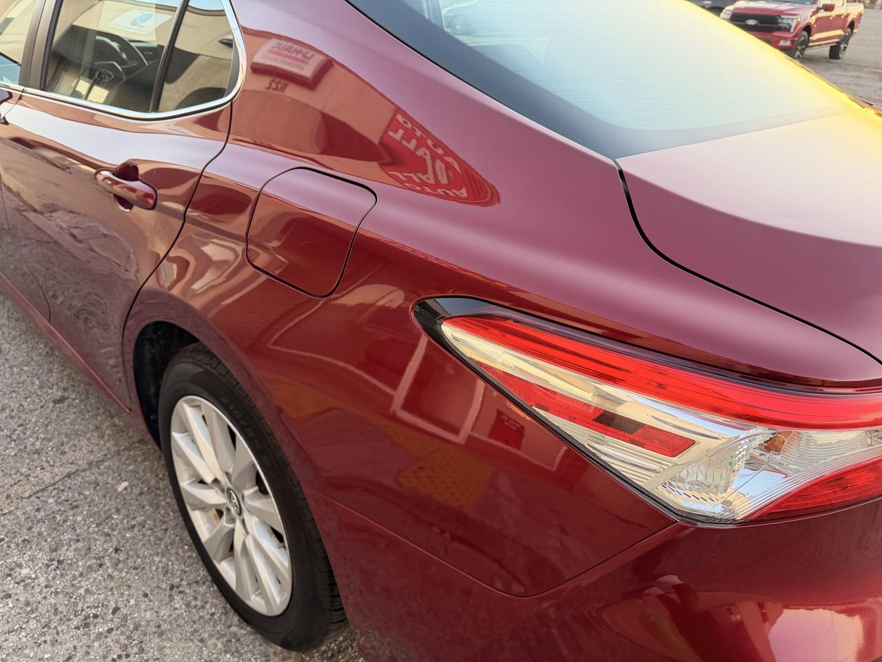 Toyota Camry photo 5