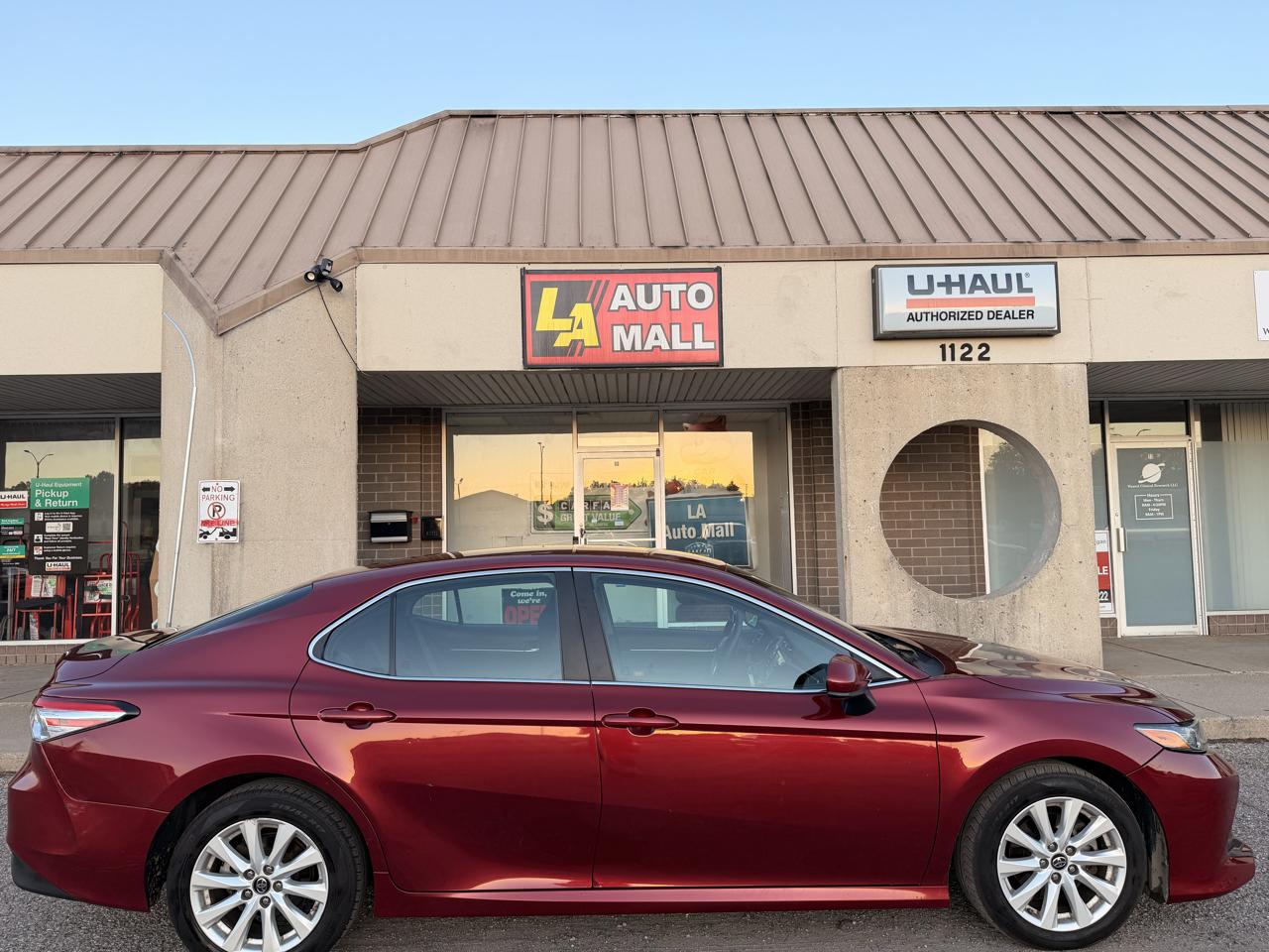 Toyota Camry photo 8