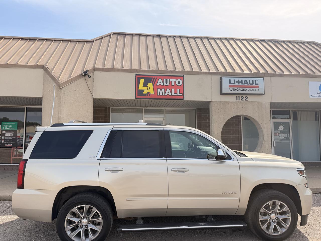 Chevrolet Tahoe photo 8