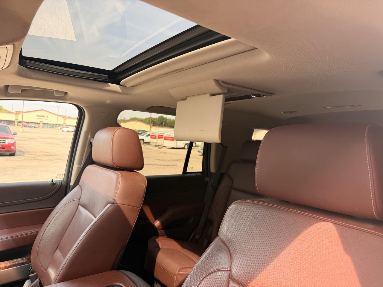 Chevrolet Tahoe photo 16