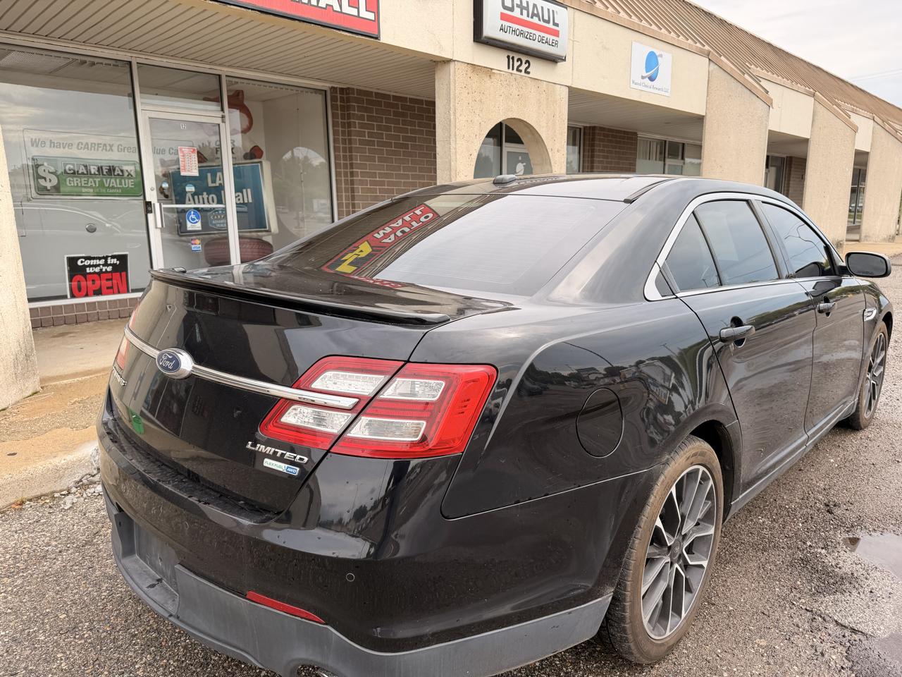 Ford Taurus photo 6