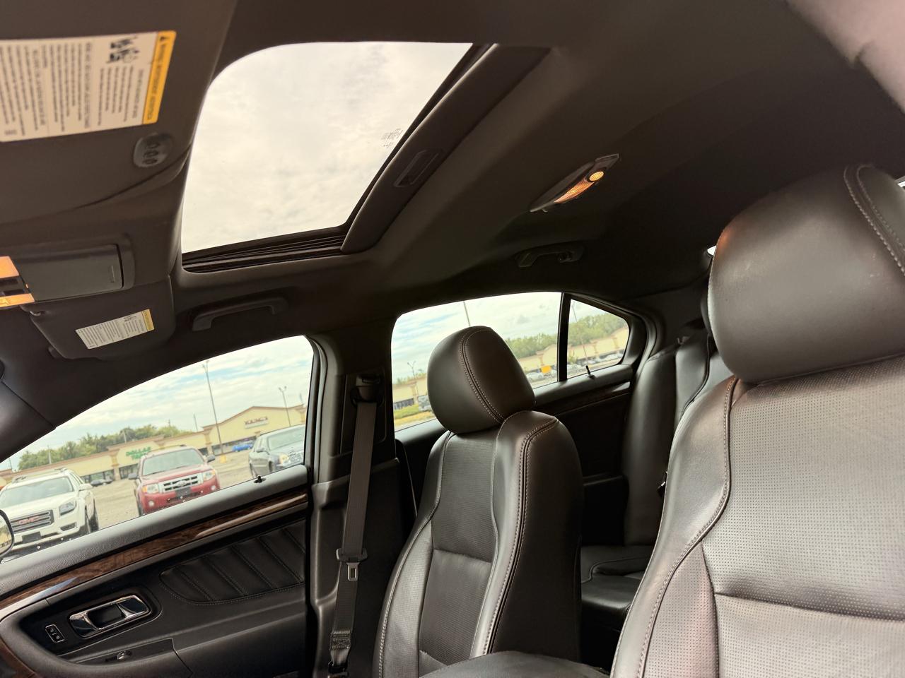 Ford Taurus photo 9