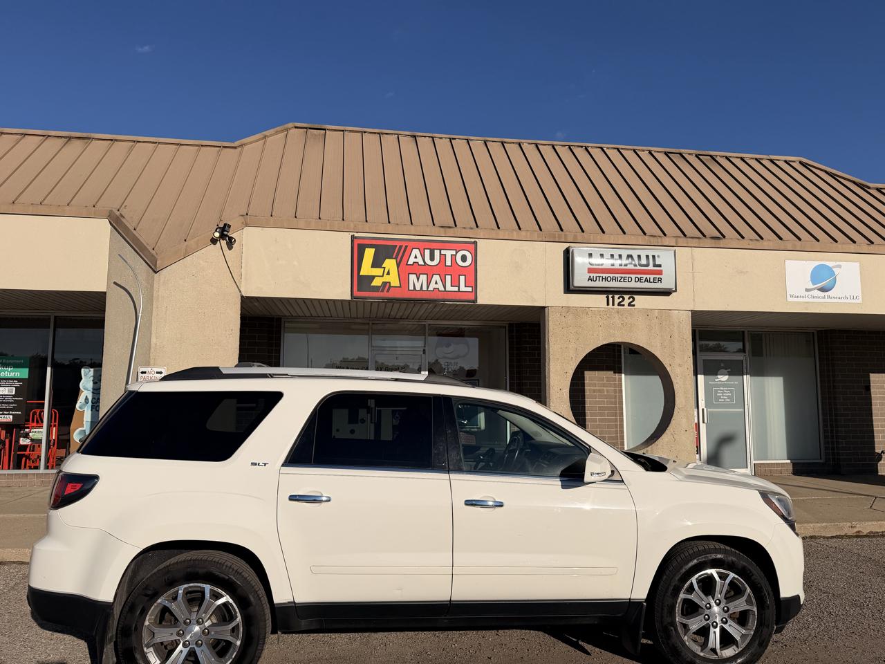 GMC Acadia photo 8