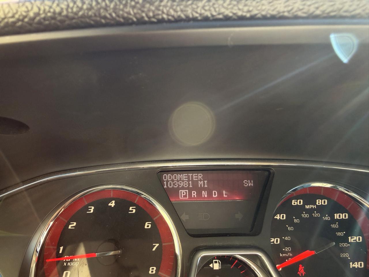 GMC Acadia photo 12