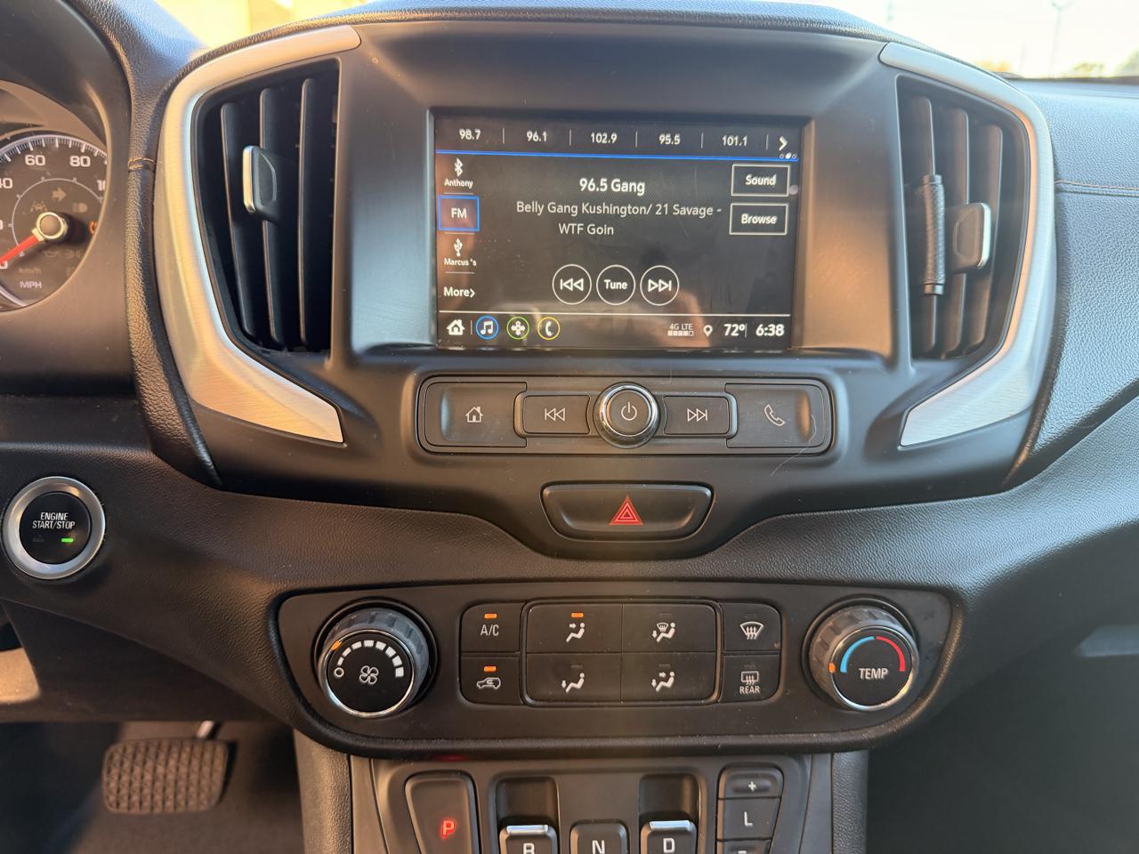 GMC Terrain photo 12