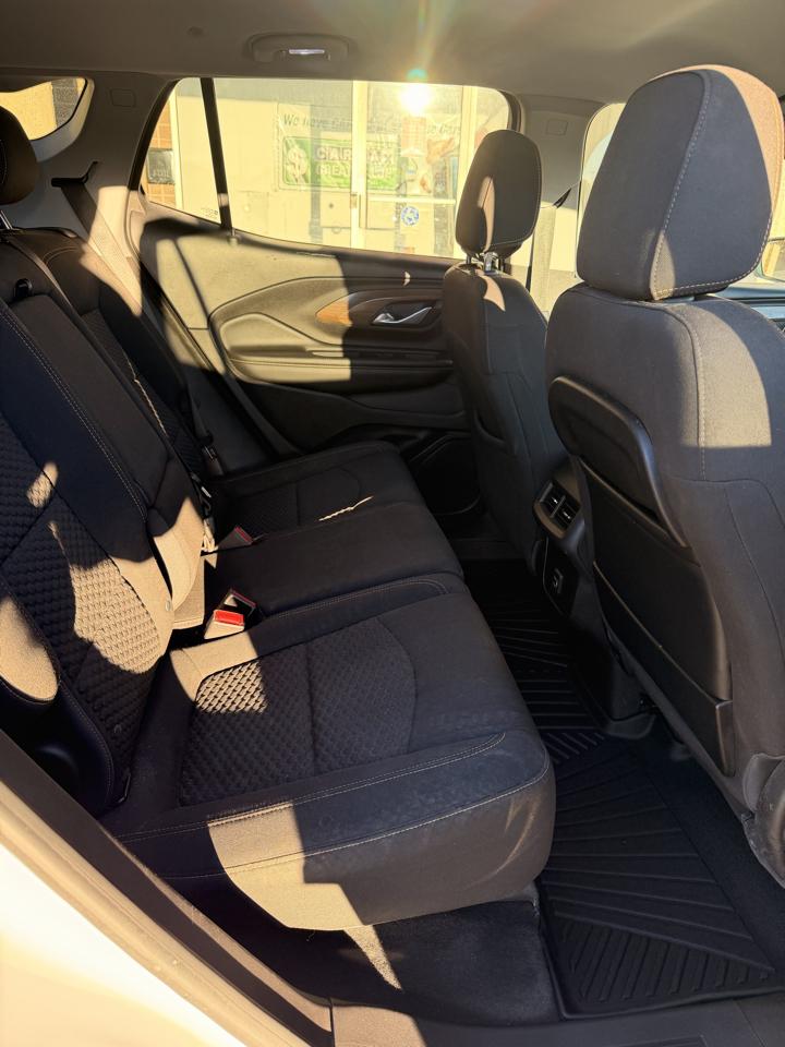 GMC Terrain photo 15
