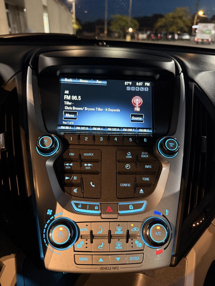 Chevrolet Equinox photo 12