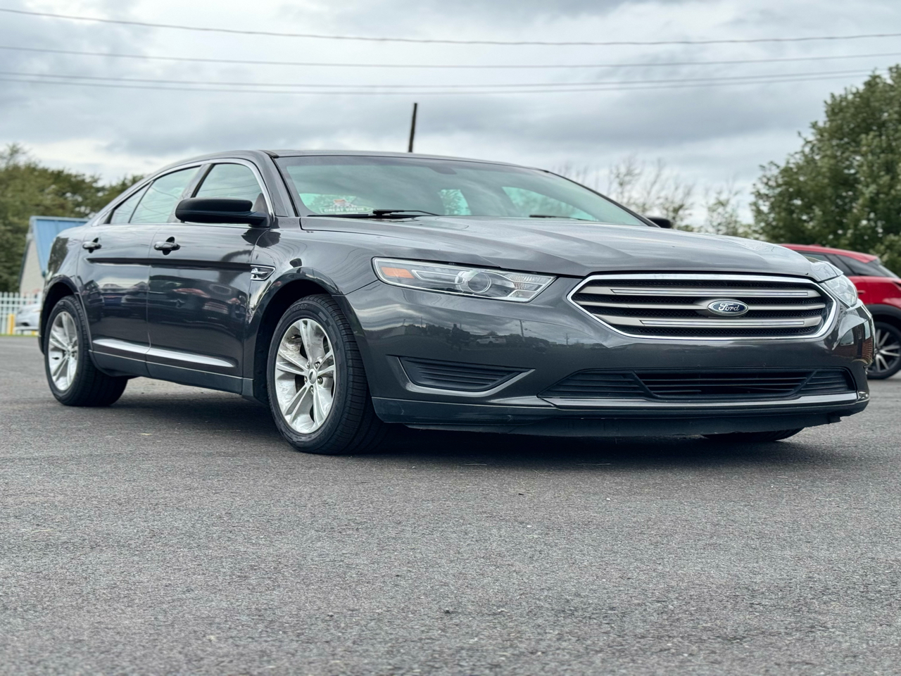 2018 Ford Taurus SE