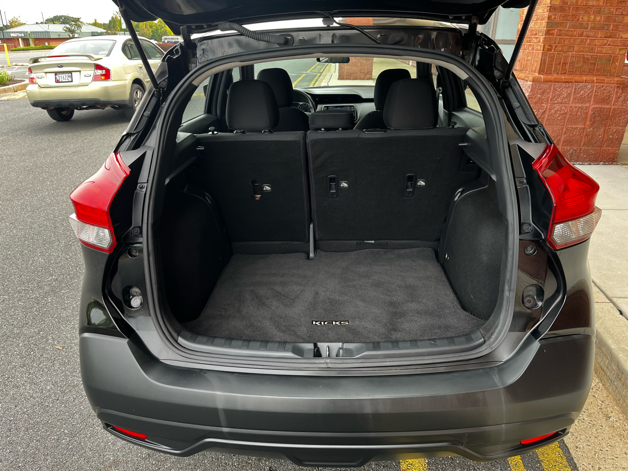 Nissan Kicks S FWD 2019