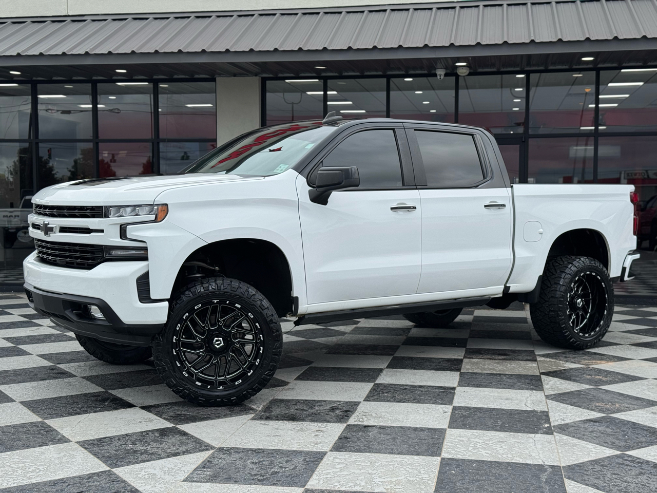 Chevrolet Silverado 1500 RST Crew Cab 4WD 2019 Chevrolet Silverado 1500 RST Crew Cab 4WD 2019