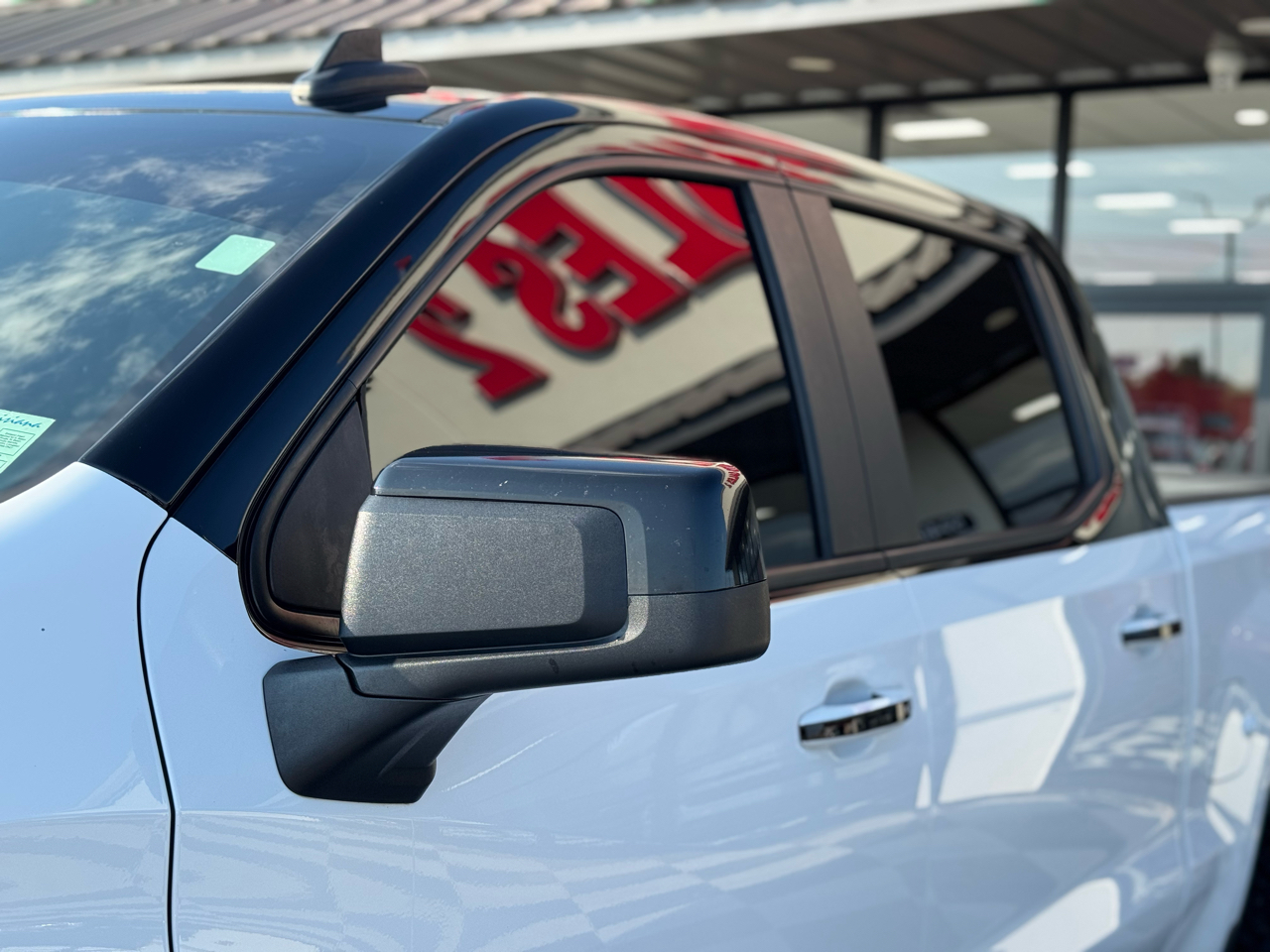 Chevrolet Silverado 1500 RST Crew Cab 4WD 2019 Chevrolet Silverado 1500 RST Crew Cab 4WD 2019