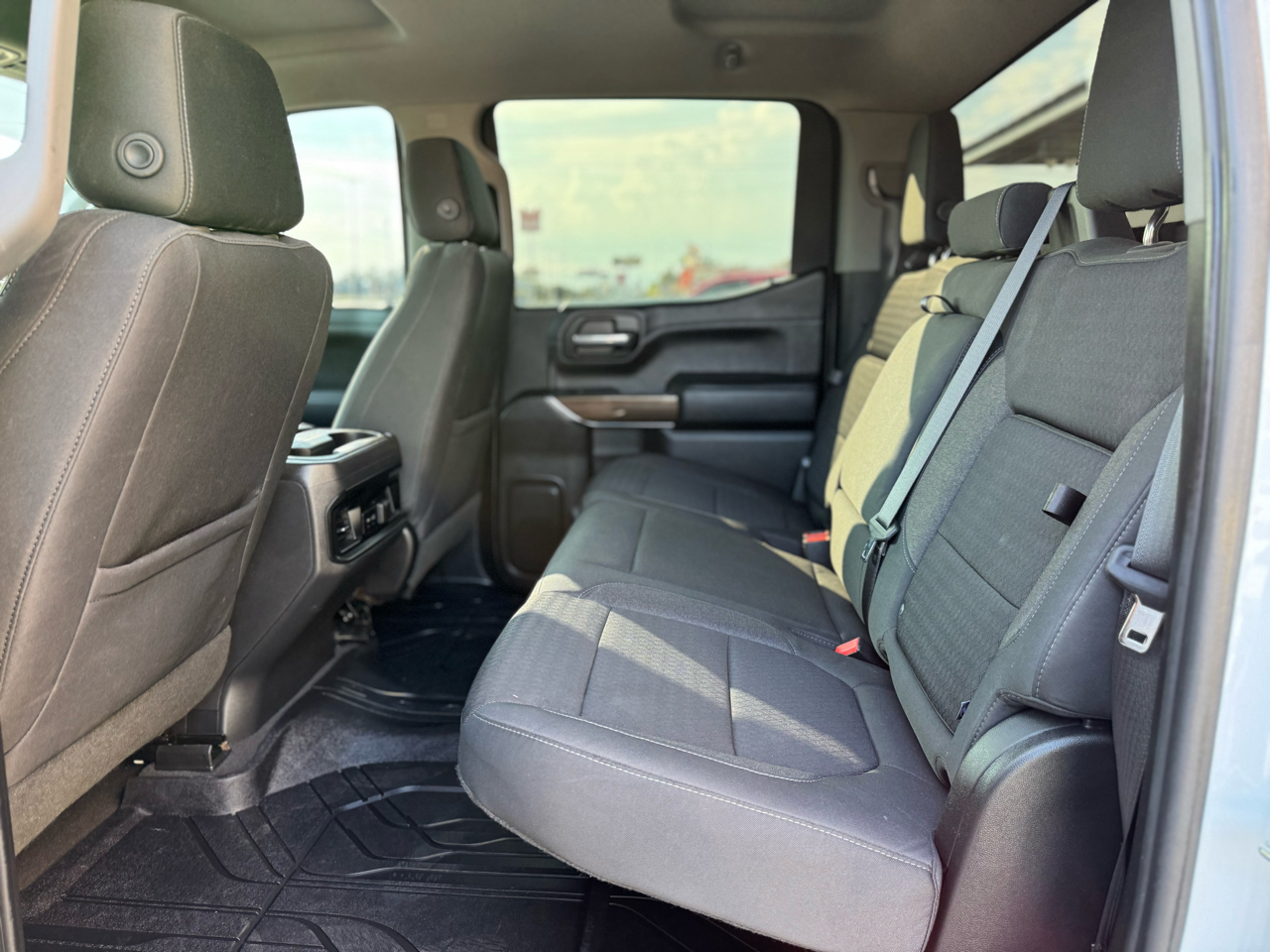 Chevrolet Silverado 1500 RST Crew Cab 4WD 2019 Chevrolet Silverado 1500 RST Crew Cab 4WD 2019