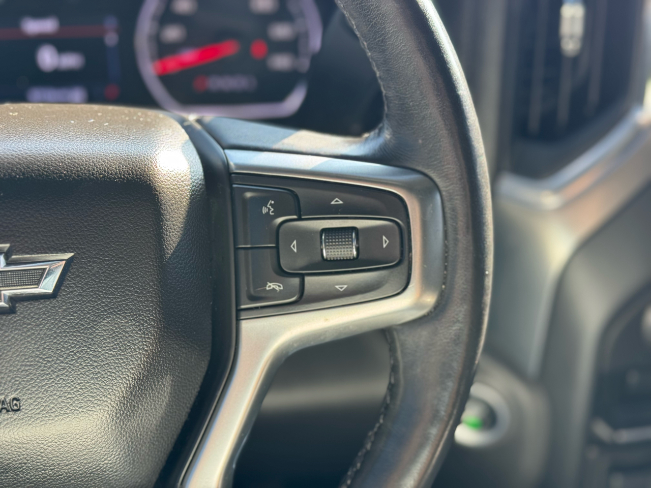 Chevrolet Silverado 1500 RST Crew Cab 4WD 2019 Chevrolet Silverado 1500 RST Crew Cab 4WD 2019