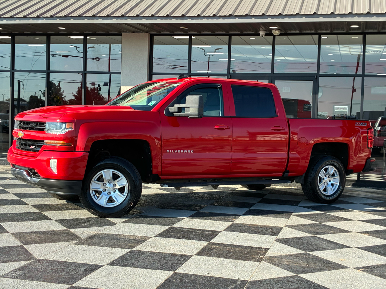 Chevrolet Silverado 1500 LT Reg Cab 4WD 2017 Chevrolet Silverado 1500 LT Reg Cab 4WD 2017