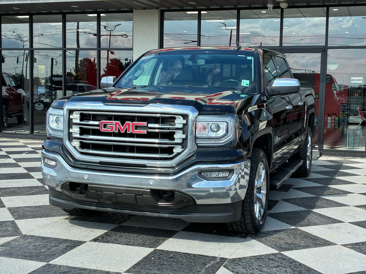 GMC Sierra 1500 SLT Crew Cab 4WD 2018 GMC Sierra 1500 SLT Crew Cab 4WD 2018