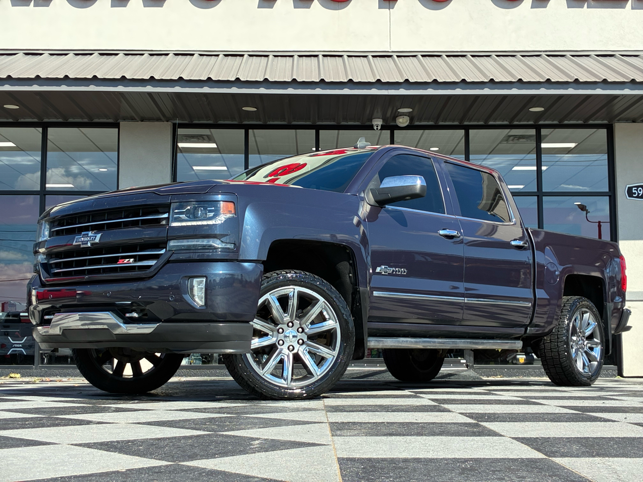 Chevrolet Silverado 1500 LTZ Crew Cab 4WD 2018 Chevrolet Silverado 1500 LTZ Crew Cab 4WD 2018