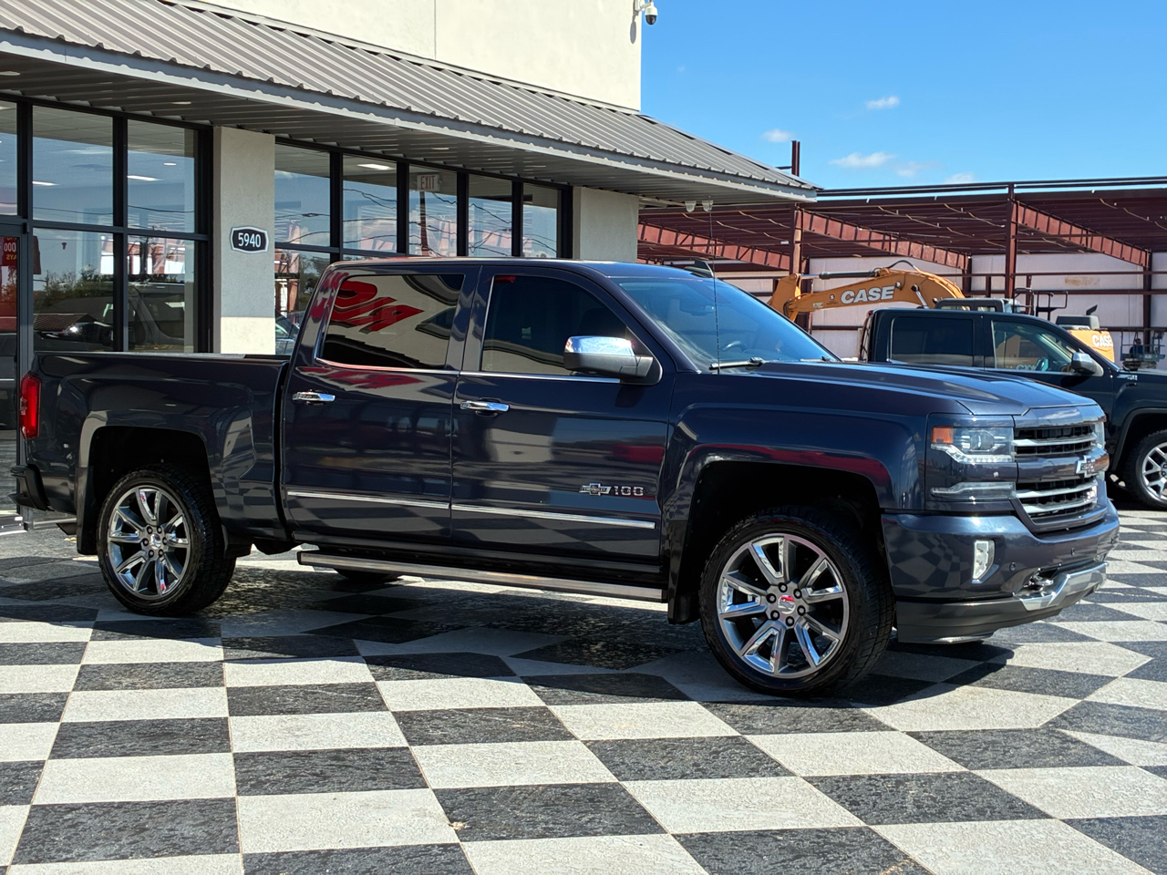 Chevrolet Silverado 1500 LTZ Crew Cab 4WD 2018 Chevrolet Silverado 1500 LTZ Crew Cab 4WD 2018