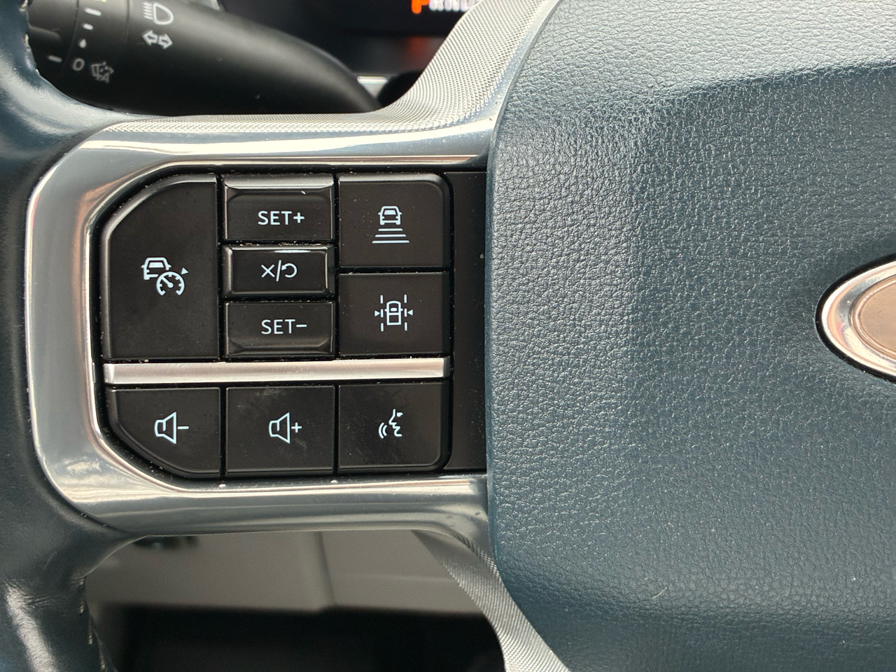 Ford F-150 Limited SuperCrew 4WD 2021 Ford F-150 Limited SuperCrew 4WD 2021